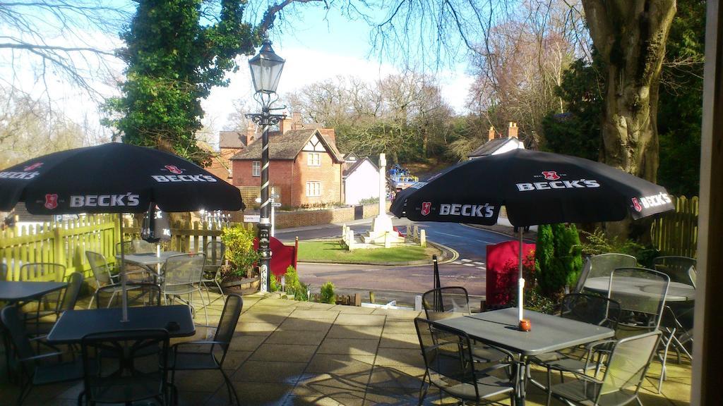 The Burley Inn Exterior photo